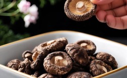 2025年干香菇价格会涨还是跌？