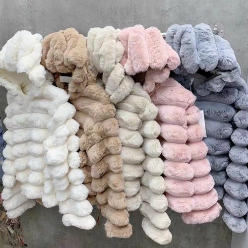 2025年诸城貂皮价格会涨还是跌?-图1 2025年诸城貂皮价格会涨还是跌?-图1