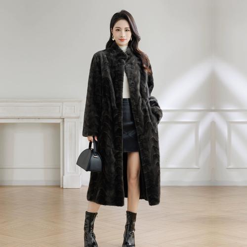 2025年貂皮价格会涨还是跌?-图1 2025年貂皮价格会涨还是跌?-图1