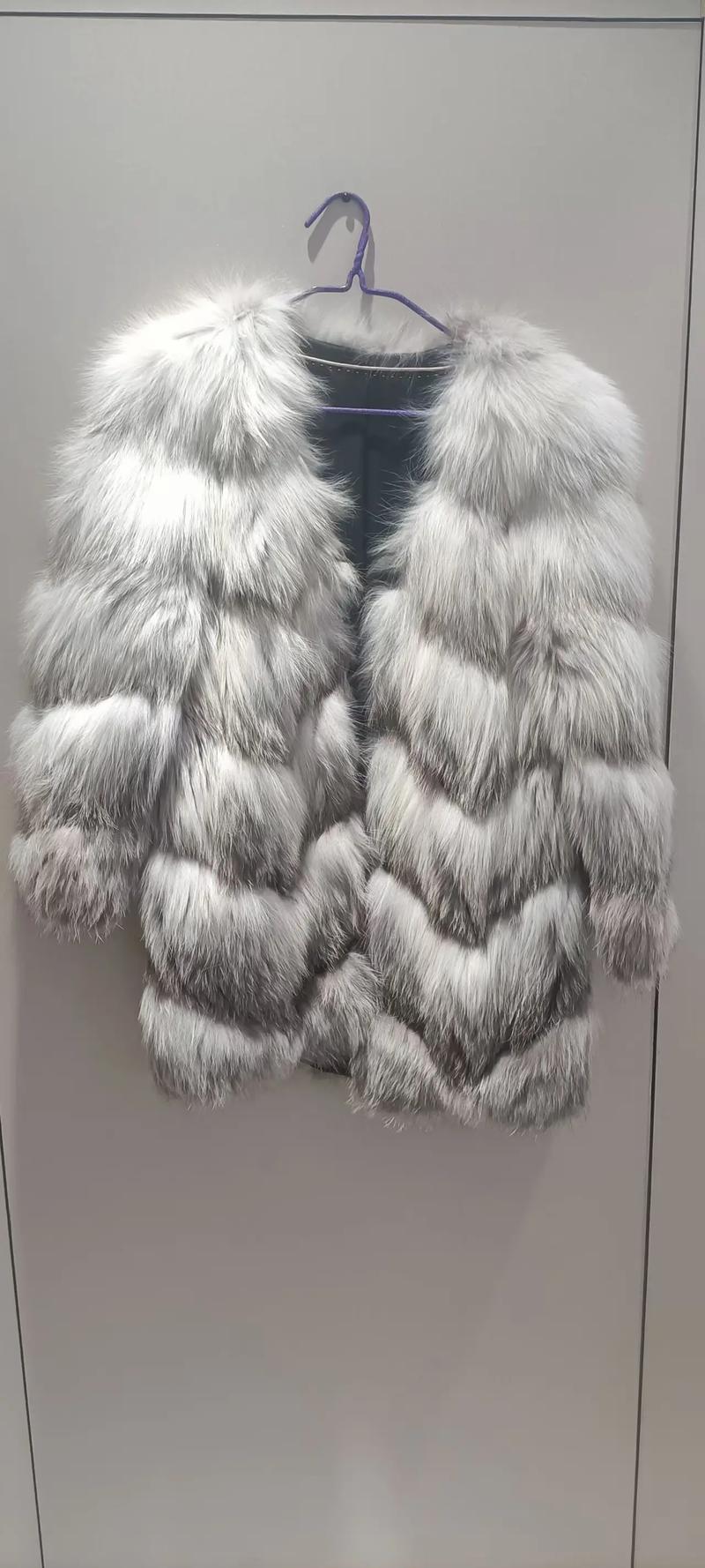 2025蓝狐皮价格会涨还是跌?-图1 2025蓝狐皮价格会涨还是跌?-图1