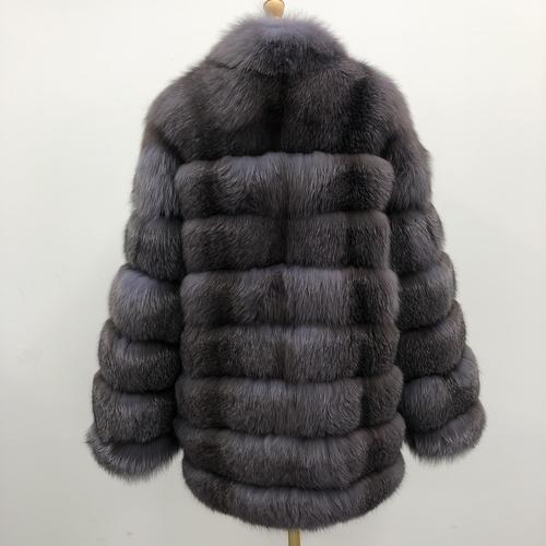 河北尚村银狐皮最新价格多少?-图1 河北尚村银狐皮最新价格多少?-图1