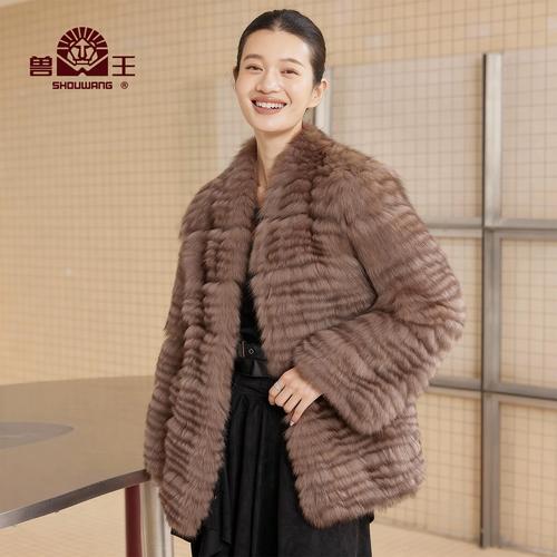 2025年狐狸皮价格会受哪些因素影响？最新市场行情走势如何？养殖户该如何应对价格波动？-图2