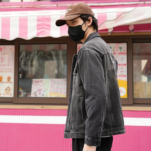 Ira男装旗舰店价格贵不贵？-图1