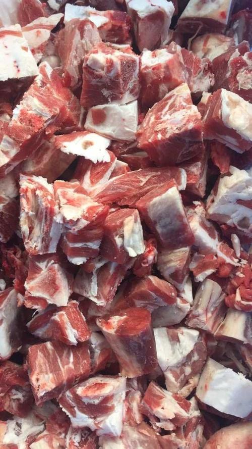 小尾寒羊与吉林白条价格有何关联？-图2