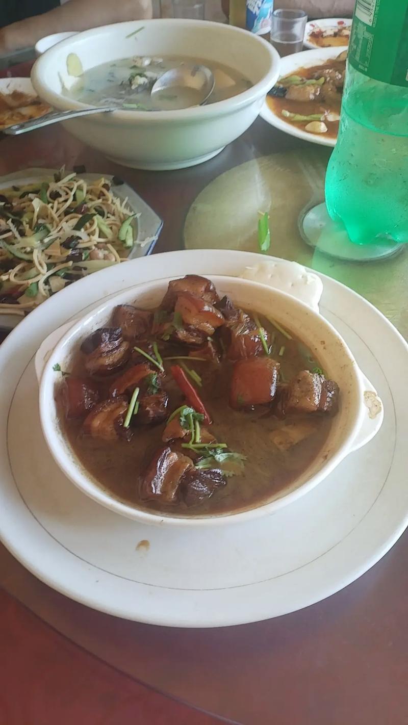 安徽蛋鸡淘汰母鸡价格现在多少？-图1